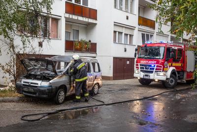 KAPOSVAR, HUNGARY - OCT 30: Firefighters help burning car on Ott.30, 2017 on  Kaposvar, Hungary.-stock-photo