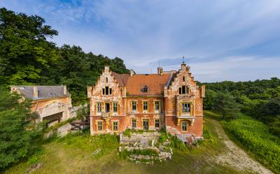 Ruined castle in Mikosszeplak, Hungary-stock-photo