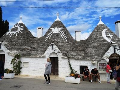 Alberobello - Trullók - Olaszország-stock-photo