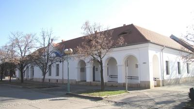 Swan House - Hattyúház - Kiskunfélegyháza - Hungary-stock-photo