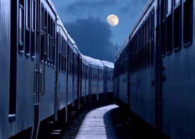 Nighttravel-stock-photo