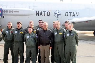 AWACS repülőgép teszteli az új légiirányító rendszert Kecskeméten-stock-photo