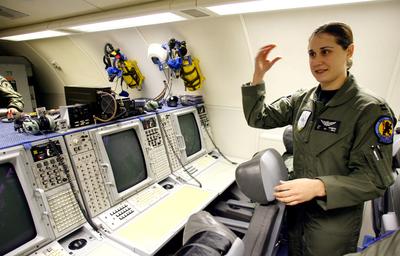 AWACS repülőgép teszteli az új légiirányító rendszert Kecskeméten-stock-photo