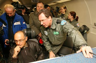 AWACS repülőgép teszteli az új légiirányító rendszert Kecskeméten-stock-photo